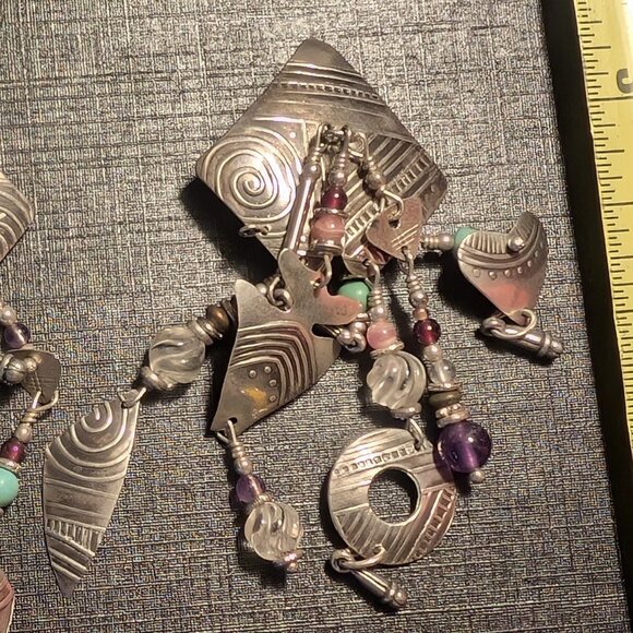 VTG Signed Tabra Earrings Silver Tone Dangle Multi-Layered Multiple Beads Colors - Picture 5 of 8